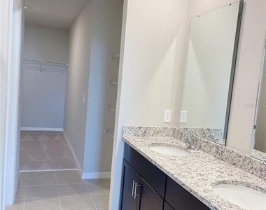 3157 Bella Vista Drive - Photo Thumbnail 4