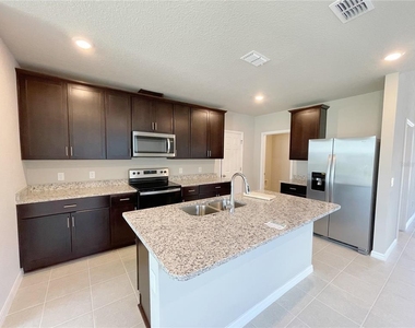 3157 Bella Vista Drive - Photo Thumbnail 1