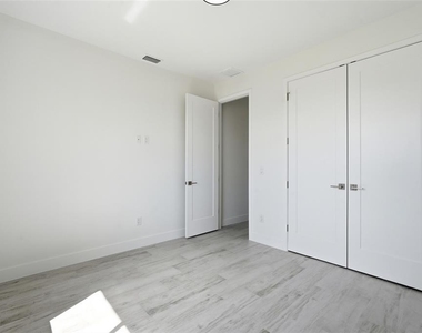 8472 Agate Street - Photo Thumbnail 21
