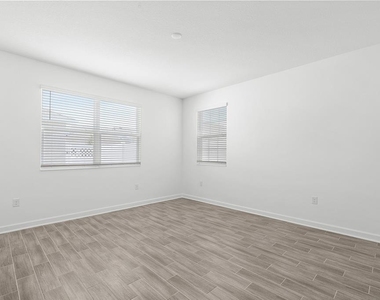 3039 Ella Way - Photo Thumbnail 9