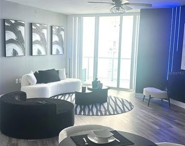 231 Riverside Drive - Photo Thumbnail 3