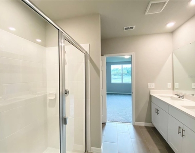 572 Sun Warbler Way - Photo Thumbnail 7