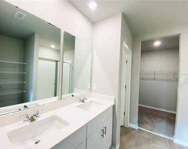 572 Sun Warbler Way - Photo Thumbnail 8