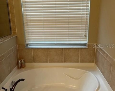 523 Mount Olympus Boulevard - Photo Thumbnail 23