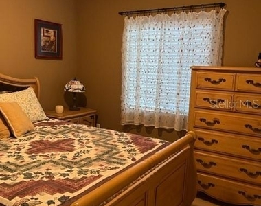 523 Mount Olympus Boulevard - Photo Thumbnail 12