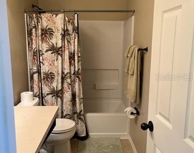 523 Mount Olympus Boulevard - Photo Thumbnail 14