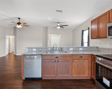 780 Overlook Grove Drive - Photo Thumbnail 25