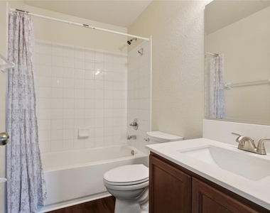780 Overlook Grove Drive - Photo Thumbnail 49