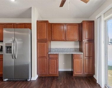 780 Overlook Grove Drive - Photo Thumbnail 29