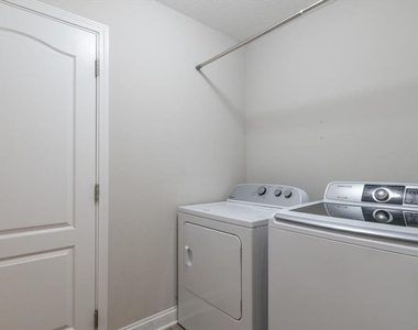 27 Colorado Springs Way - Photo Thumbnail 17