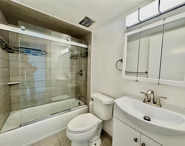 2727 N Atlantic Avenue - Photo Thumbnail 6