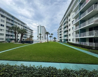 2727 N Atlantic Avenue - Photo Thumbnail 10