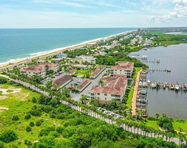 300 Marina Bay Drive - Photo Thumbnail 2