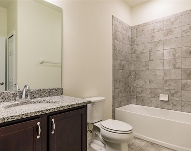 1174 Navigator Road - Photo Thumbnail 15
