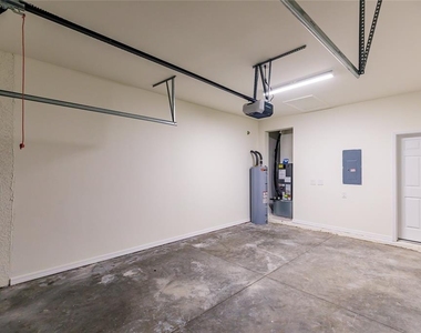 1174 Navigator Road - Photo Thumbnail 21