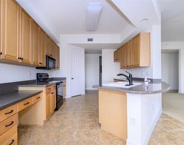 99 Vivante Boulevard - Photo Thumbnail 9