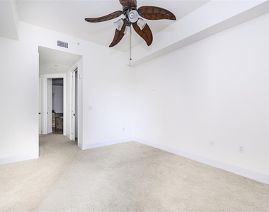99 Vivante Boulevard - Photo Thumbnail 16