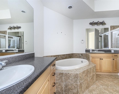 99 Vivante Boulevard - Photo Thumbnail 18