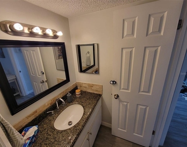 2901 26th Street W - Photo Thumbnail 22