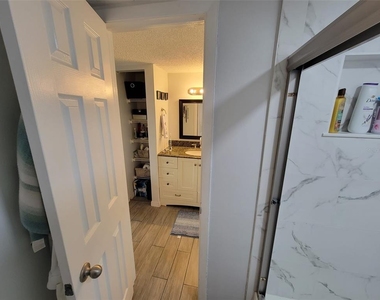 2901 26th Street W - Photo Thumbnail 35