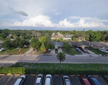 2901 26th Street W - Photo Thumbnail 27