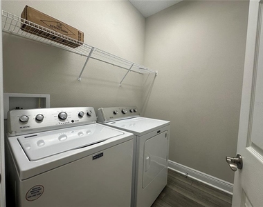 12533 Oak Hill Way - Photo Thumbnail 30