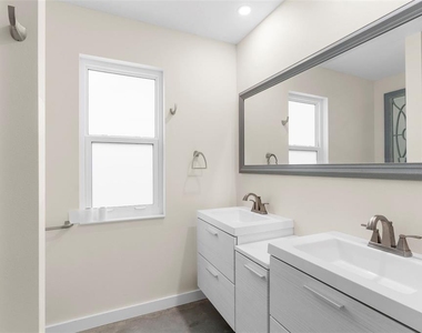 4250 Marlowe Drive - Photo Thumbnail 21