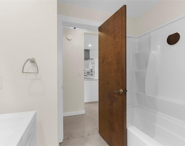 4250 Marlowe Drive - Photo Thumbnail 22