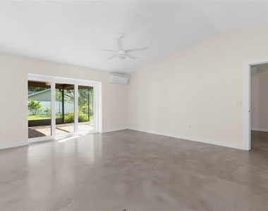 4250 Marlowe Drive - Photo Thumbnail 1