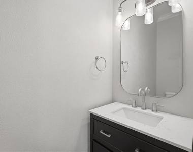 4907 50th Avenue W - Photo Thumbnail 23