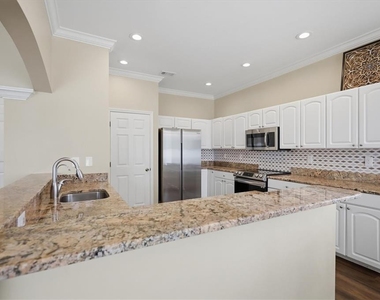 4907 50th Avenue W - Photo Thumbnail 10
