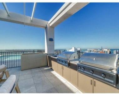 33 S Palm Avenue - Photo Thumbnail 32