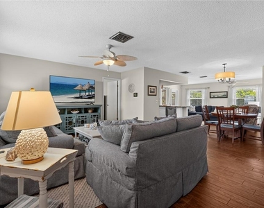 4215 Pandora Road - Photo Thumbnail 6