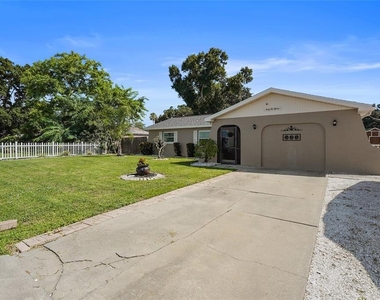 4215 Pandora Road - Photo Thumbnail 45