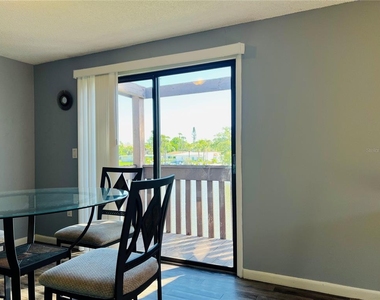 5026 Water Oak Drive - Photo Thumbnail 14
