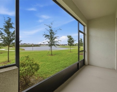 724 Royal Empress Drive - Photo Thumbnail 29