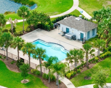 724 Royal Empress Drive - Photo Thumbnail 41