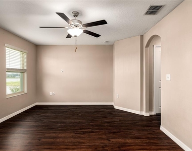 724 Royal Empress Drive - Photo Thumbnail 23