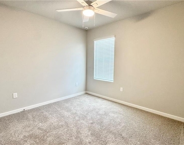17710 Shade Tree Loop - Photo Thumbnail 19