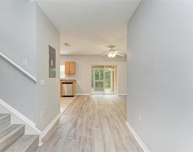 6218 Flagfish Court - Photo Thumbnail 7