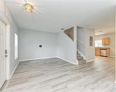 6218 Flagfish Court - Photo Thumbnail 6