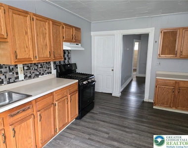 624 Cherokee Street - Photo Thumbnail 10