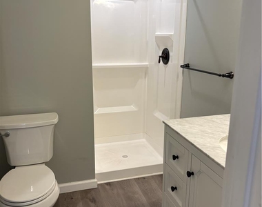 4414 Main Street - Photo Thumbnail 30