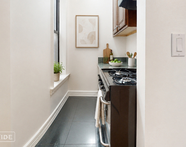410 State Street - Photo Thumbnail 1