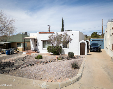 1211 Mesita Drive - Photo Thumbnail 5