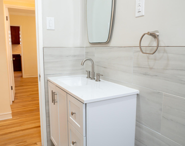 1211 Mesita Drive - Photo Thumbnail 28