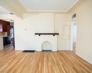 1211 Mesita Drive - Photo Thumbnail 16