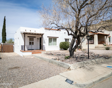 1211 Mesita Drive - Photo Thumbnail 12