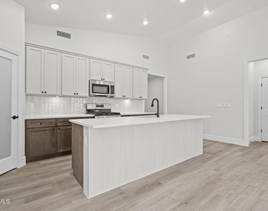 15153 Ambition Avenue - Photo Thumbnail 20