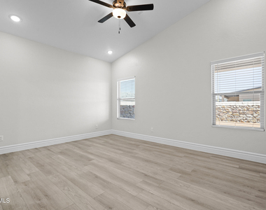 15153 Ambition Avenue - Photo Thumbnail 28
